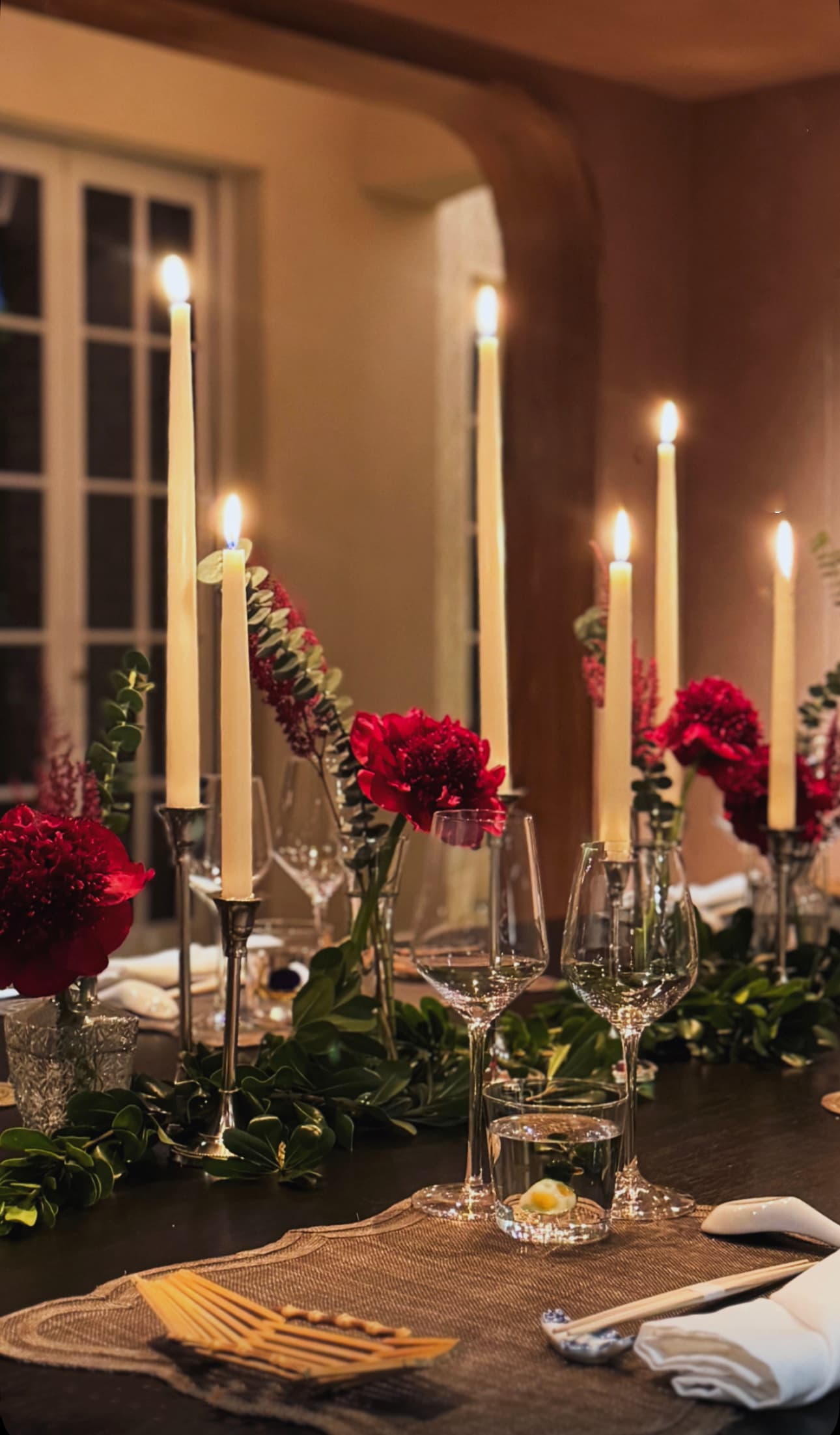 Private dinner table styling