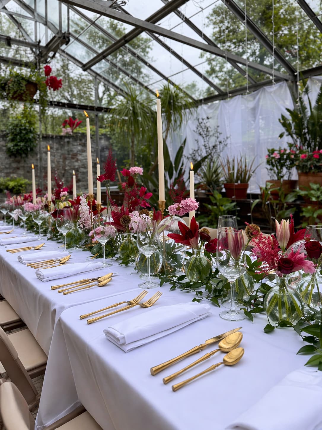Greenhouse dinner party florals